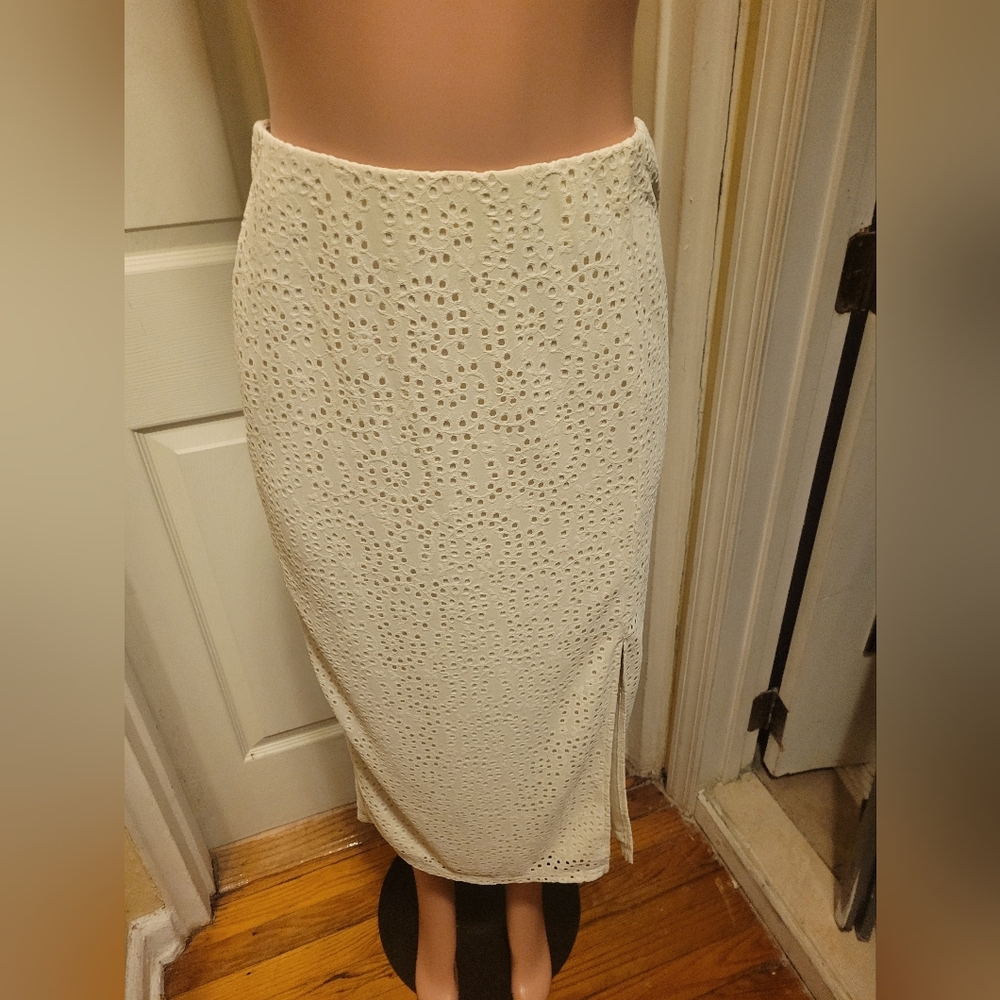 A New Day Women' Cream  Embroidered Eyelet Midi Pencil Skirt Size 16